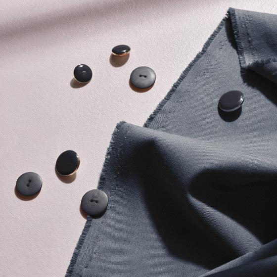Tissu gabardine Light - Atelier Brunette® - Deep Charcoal - Image 6
