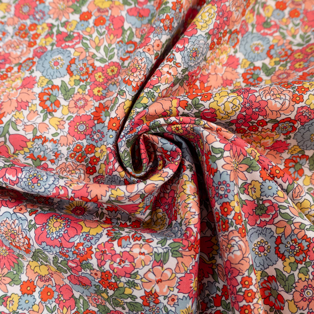 Tissu Liberty Tana Lawn - Nell Annie and May - Rose - Image 4