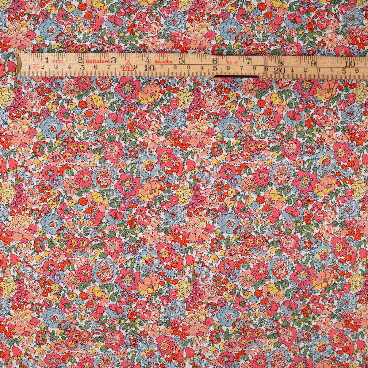 Tissu Liberty Tana Lawn - Nell Annie and May - Rose - Image 5
