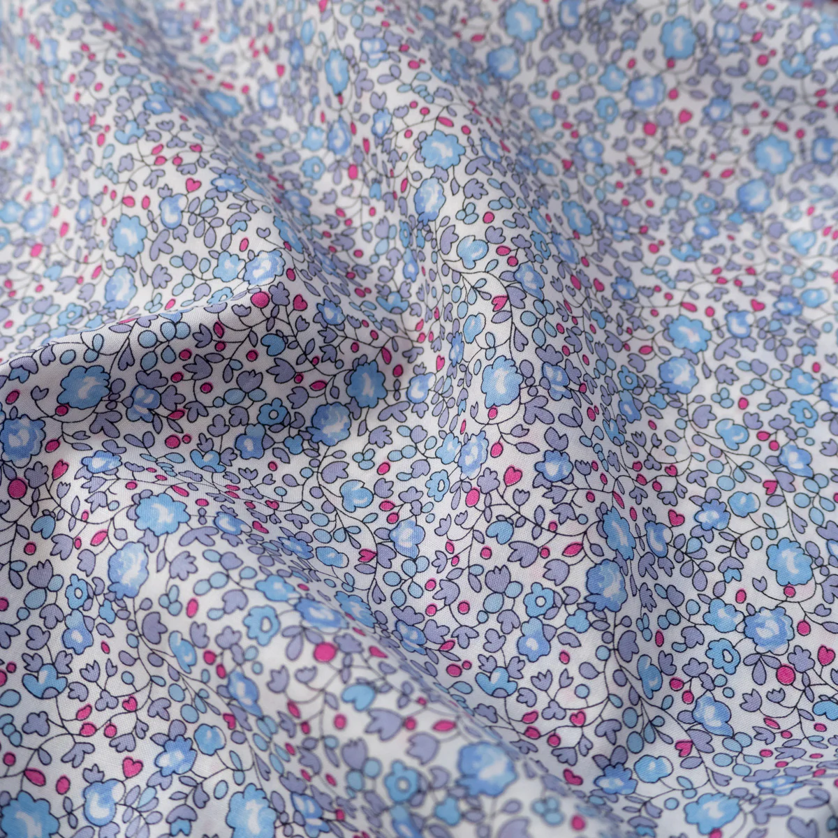 Tissu Liberty Tana Lawn NEW ELOISE - Bleu clair - Image 4